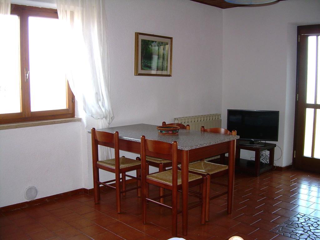 Casa Mary Brenzone sul Garda Quarto foto