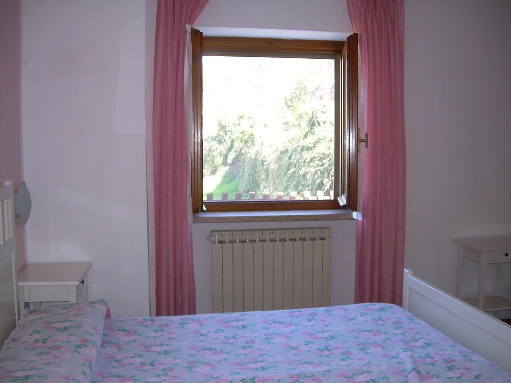Casa Mary Brenzone sul Garda Quarto foto
